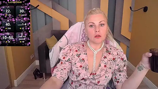 Snapshot of Candy_Long chatting on July 16, 2026, 6:52 am Candy Long online show from July 16, 2026, 6:52 am