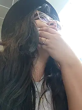 Sakura 0505 online show from January 25, 2025, 8:21 pm