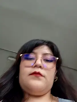 Sakura 0505 online show from March 7, 2025, 8:00 pm