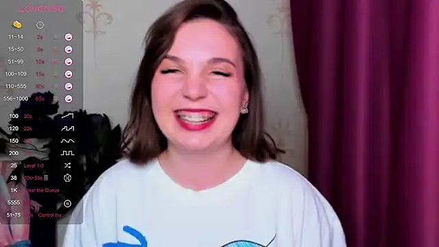 KindHazelHere  online show from March 13, 2025, 5:22 am