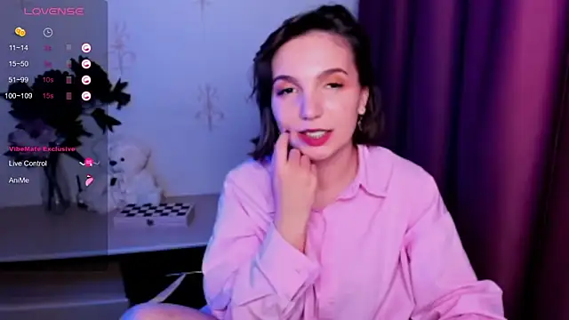 KindHazelHere  online show from November 13, 2025, 12:20 am