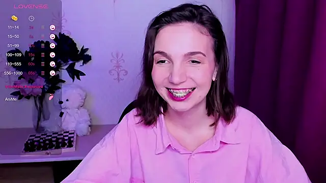 KindHazelHere  online show from March 27, 2026, 8:26 am