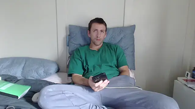 Snapshot of Bimmer7171 chatting on July 15, 2026, 11:43 pm Bimmer7171 online show from July 15, 2026, 11:43 pm