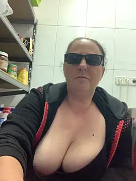 eroticjessitop online show from March 17, 2025, 10:38 pm