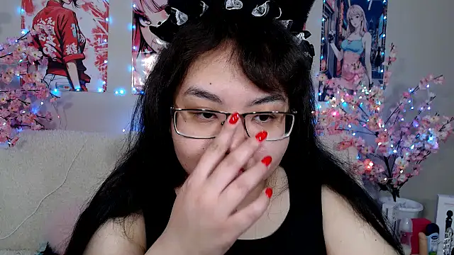 Snapshot of Moertomlly chatting on July 9, 2026, 4:27 am Moertomlly online show from July 9, 2026, 4:27 am