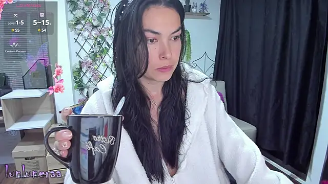 Lunlunera online show from February 6, 2025, 4:53 am