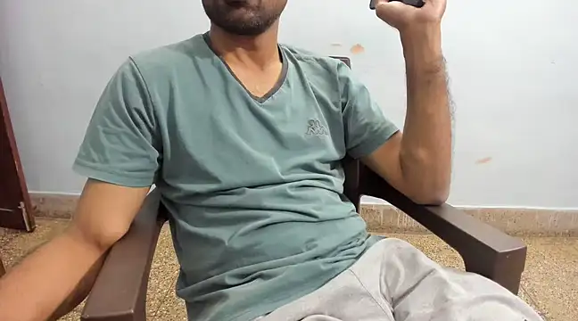 Snapshot of ArjunDeeper chatting on February 3, 2025, 5:56 pm ArjunDeeper online show from February 3, 2025, 5:56 pm