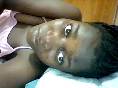 Snapshot of Alessandrajenna chatting on March 21, 2025, 10:17 pm Alessandrajenna online show from March 21, 2025, 10:17 pm