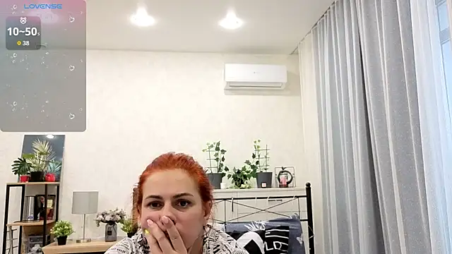 Anna127Moon online show from April 11, 2026, 12:31 pm