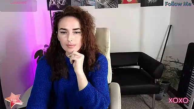 xx adrihanna xx online show from February 17, 2025, 6:15 pm