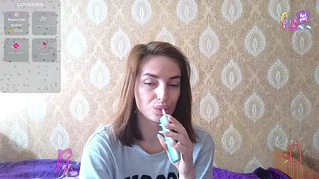 xx adrihanna xx online show from March 10, 2026, 6:18 am