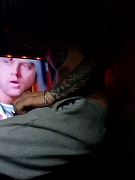 Snapshot of deepstroker42071 chatting on September 17, 2025, 8:38 am deepstroker42071 online show from September 17, 2025, 8:38 am