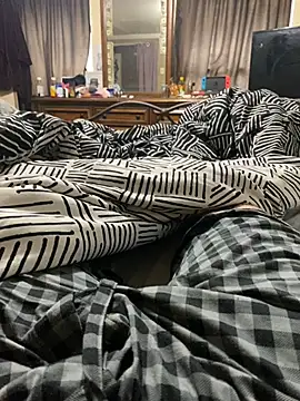 Snapshot of daddddddddyyyy chatting on February 16, 2025, 2:54 pm daddddddddyyyy online show from February 16, 2025, 2:54 pm