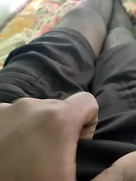 SILENT FUCKER 01 online show from February 18, 2025, 6:04 am