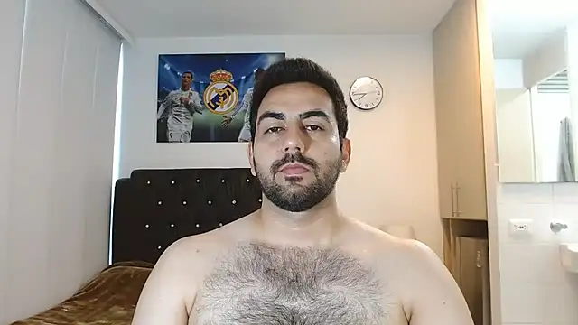 omarmohammedhot2 online show from January 13, 2025, 2:32 pm