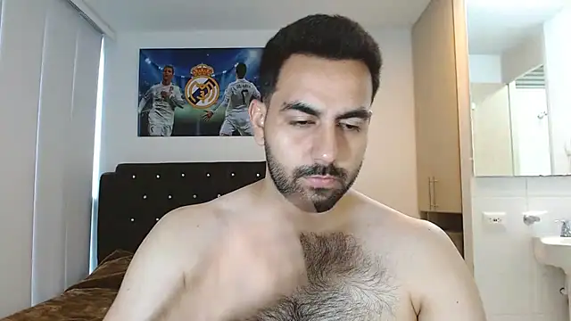 omarmohammedhot2 online show from February 2, 2025, 1:41 pm