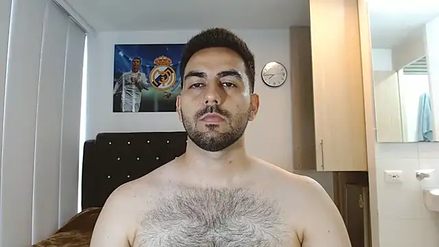 omarmohammedhot2 online show from March 3, 2025, 2:37 pm
