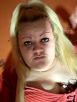 ducicsajsziii online show from December 11, 2024, 5:59 pm