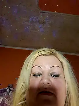 ducicsajsziii online show from January 15, 2025, 7:55 pm