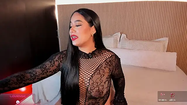 Snapshot of Gaby_Blaze chatting on October 11, 2025, 11:58 pm Gaby Blaze online show from October 11, 2025, 11:58 pm