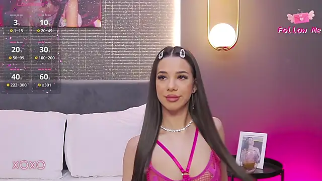 Snapshot of LaraKent chatting on February 27, 2025, 8:53 pm LaraKent online show from February 27, 2025, 8:53 pm