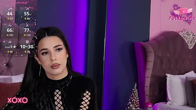 Snapshot of LaraKent chatting on December 17, 2025, 8:04 pm LaraKent online show from December 17, 2025, 8:04 pm