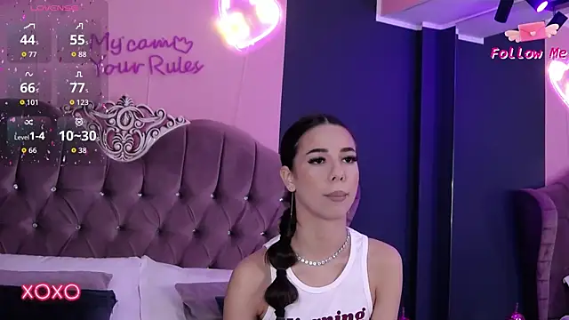 LaraKent online show from March 24, 2026, 8:58 pm