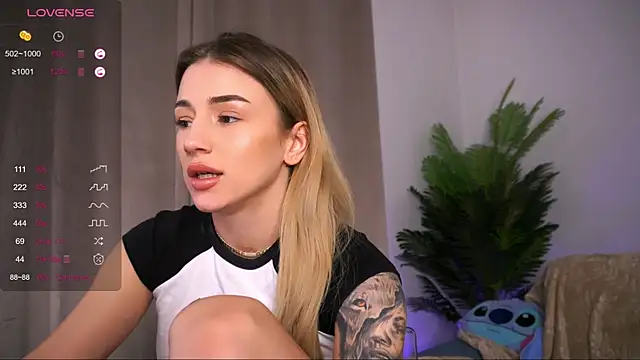 AishaCarter online show from February 12, 2025, 12:37 am