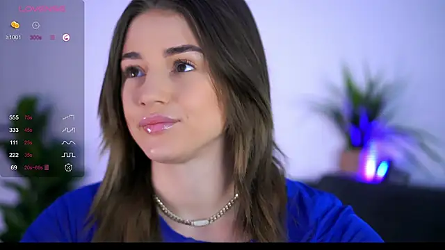 AishaCarter online show from September 17, 2025, 7:59 pm