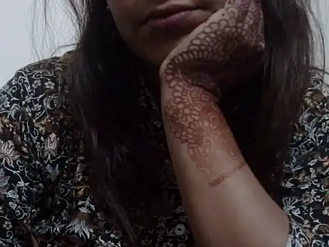 shekira99 online show from February 9, 2026, 7:18 pm