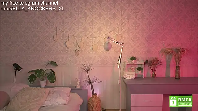 Snapshot of ella_knockers_xl chatting on February 18, 2025, 2:49 pm ella knockers xl online show from February 18, 2025, 2:49 pm