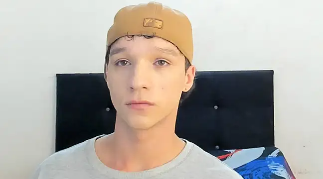 Snapshot of angelcortes chatting on January 23, 2025, 10:54 am angelcortes online show from January 23, 2025, 10:54 am