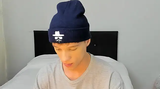 Snapshot of angelcortes chatting on March 22, 2025, 3:20 pm angelcortes online show from March 22, 2025, 3:20 pm