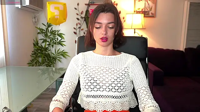 olivia jeas online show from April 23, 2026, 9:28 pm