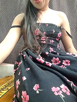 Snapshot of Roshni_98 chatting on February 21, 2025, 8:29 am Roshni 98 online show from February 21, 2025, 8:29 am