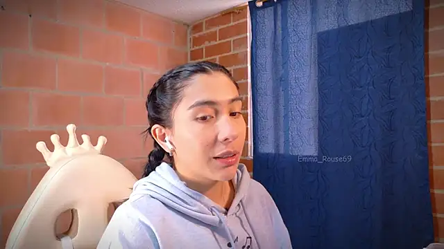 Snapshot of emma_rouse69 chatting on October 17, 2025, 2:19 pm emma rouse69 online show from October 17, 2025, 2:19 pm