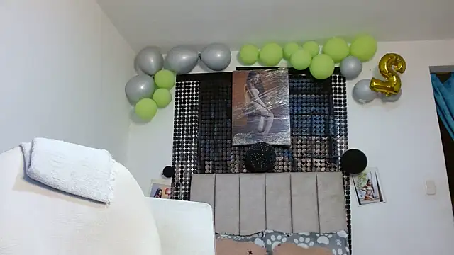 Snapshot of Wilson_Siara chatting on September 23, 2025, 12:57 am Wilson Siara online show from September 23, 2025, 12:57 am