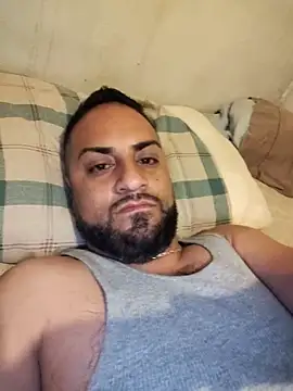 Renooo04 online show from March 27, 2026, 11:26 pm