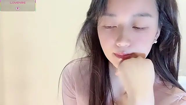 Snapshot of A-xena chatting on December 19, 2025, 3:02 am A-xena online show from December 19, 2025, 3:02 am