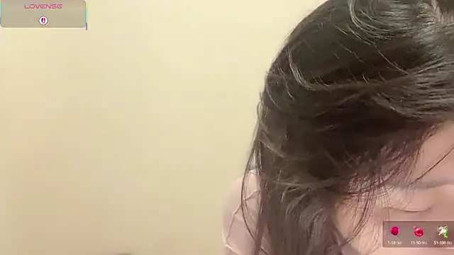 Snapshot of A-xena chatting on December 20, 2025, 3:13 am A-xena online show from December 20, 2025, 3:13 am