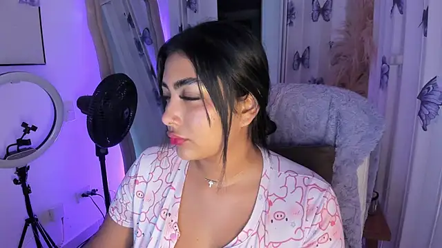 Snapshot of NatashaBrown12 chatting on June 10, 2026, 10:08 pm NatashaBrown12 online show from June 10, 2026, 10:08 pm
