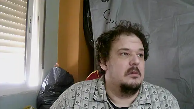 porkorossy online show from November 21, 2025, 10:03 am