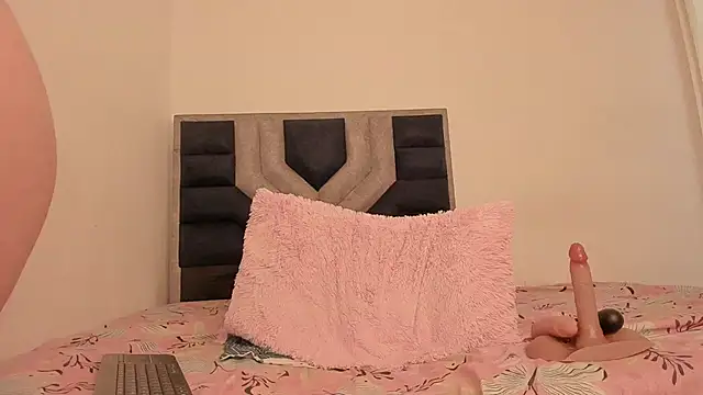 TiiffanyEvans1 online show from February 2, 2026, 4:27 pm