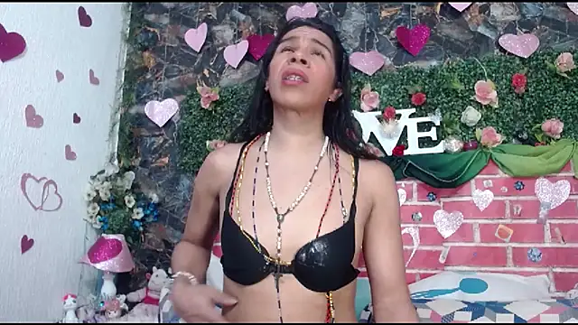 DesireDirtyTS   online show from February 21, 2026, 10:44 pm