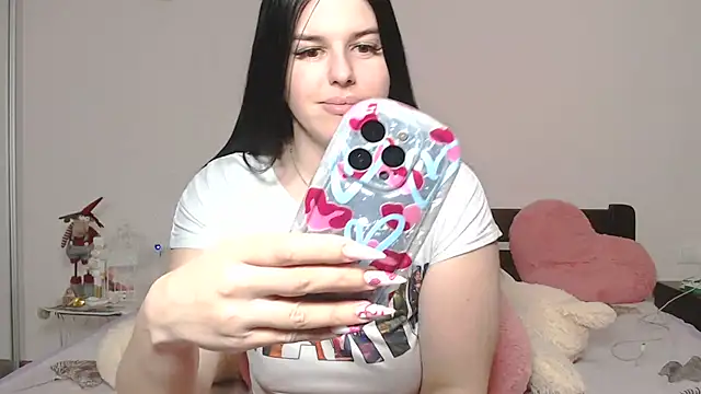 Snapshot of Annatrybebetter chatting on March 6, 2025, 12:10 am Annatrybebetter online show from March 6, 2025, 12:10 am