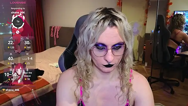 Lori Myaf online show from November 8, 2025, 2:06 pm