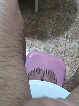 Snapshot of surfer_fun29 chatting on March 11, 2025, 4:21 am surfer fun29 online show from March 11, 2025, 4:21 am