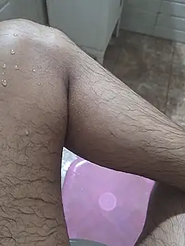 Snapshot of surfer_fun29 chatting on March 18, 2025, 3:31 am surfer fun29 online show from March 18, 2025, 3:31 am