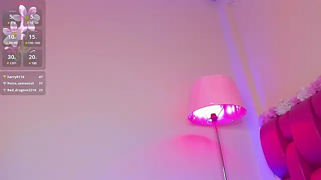 Snapshot of desire_matture chatting on March 10, 2025, 10:45 pm desire matture online show from March 10, 2025, 10:45 pm