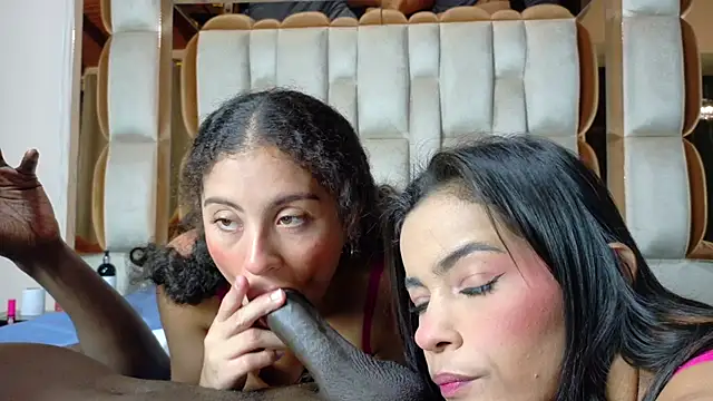 Snapshot of candymia68 chatting on April 8, 2026, 2:28 pm candymia68 online show from April 8, 2026, 2:28 pm